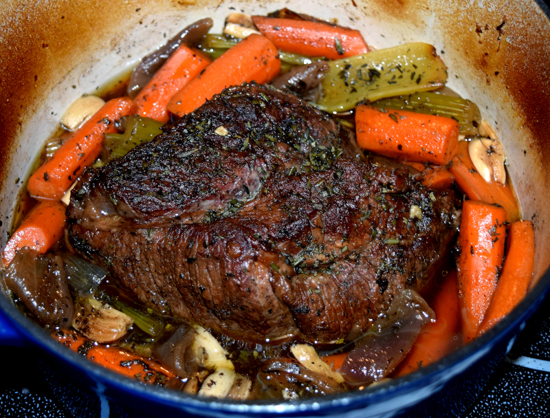 Pot Roast with Mashed Potatoes